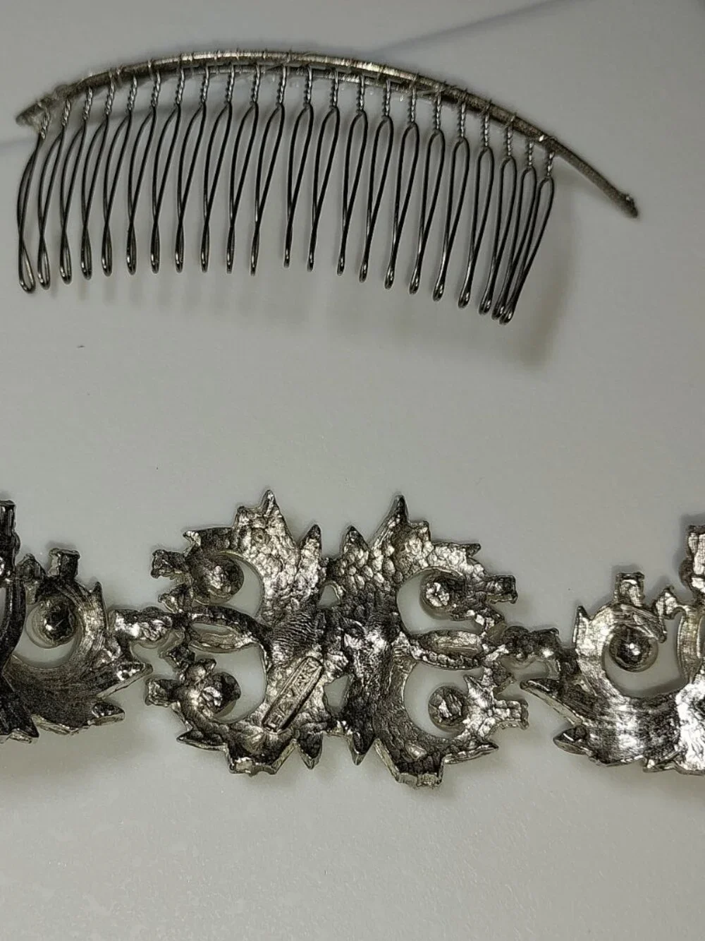 Giavan Hairpiece/comb Silver Rhinestones and Faux Pearl